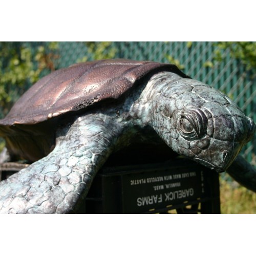 Malá morská korytnačka - bronzová socha