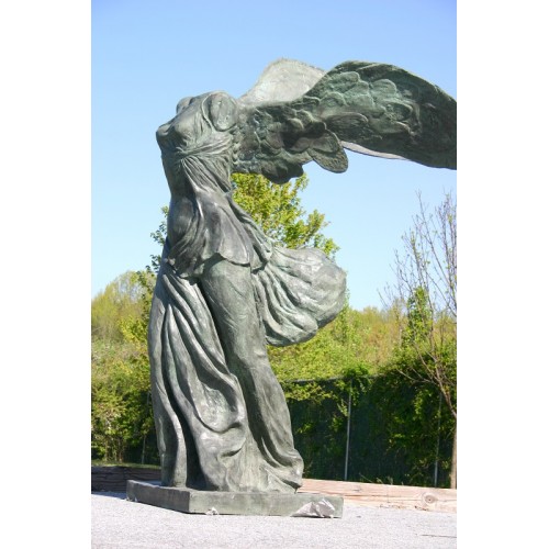 Okrídlené víťazstvo Samothrace - bronzová socha
