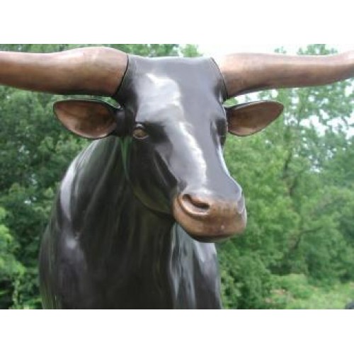 Bronzový býk - bronzová socha