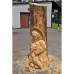 Babka korenárka -socha z dreva