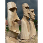 Drevené moai - socha z dreva