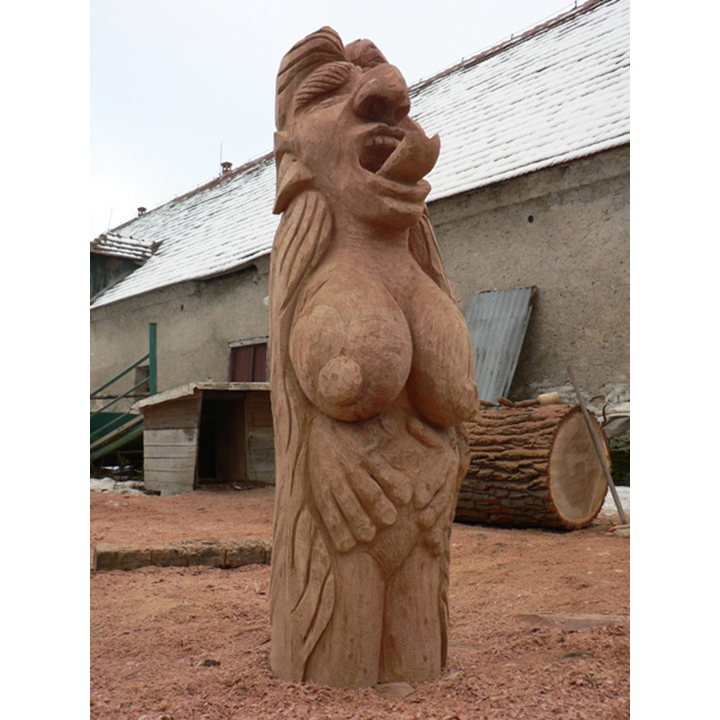 Drevený chrlič - socha z dreva