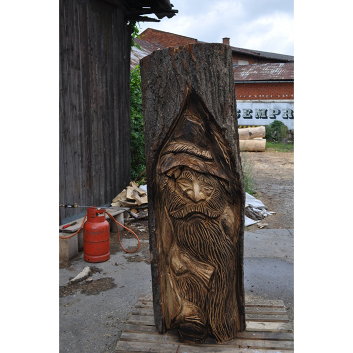 Drevený lúpežník - socha z dreva