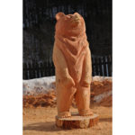 Drevený medveď - socha z dreva