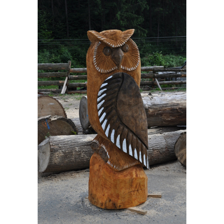 Drevený výr - socha z dreva