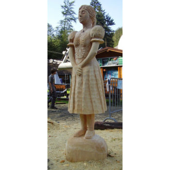 Umelecké Sochy Kysučanka - záhradná drevená socha  