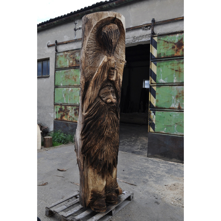 Lúpežník Sarka Farka - socha z dreva