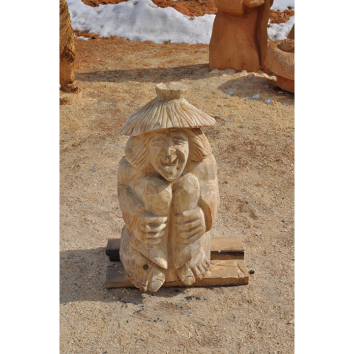Malý drevený vodník - socha z dreva