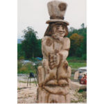 Vodník s vysokým klobúkom - socha z dreva