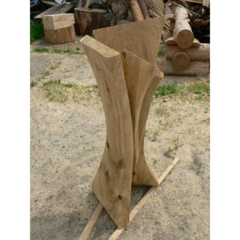 Umelecké Sochy Zrod - záhradná drevená skulptura  
