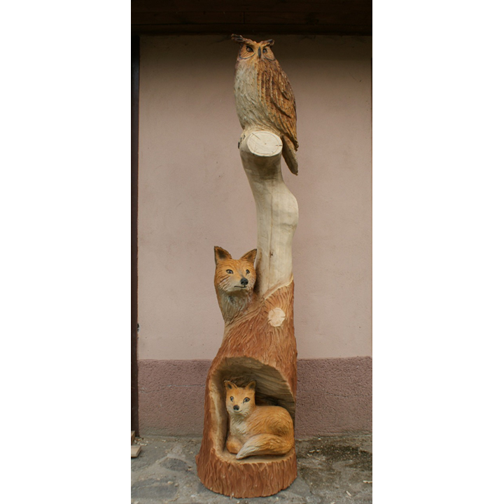 Drevená sova a líšky - socha z dreva